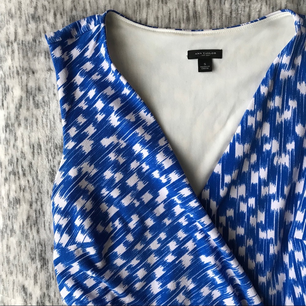 Ann Taylor Blue & White Wrap Dress women’s size small